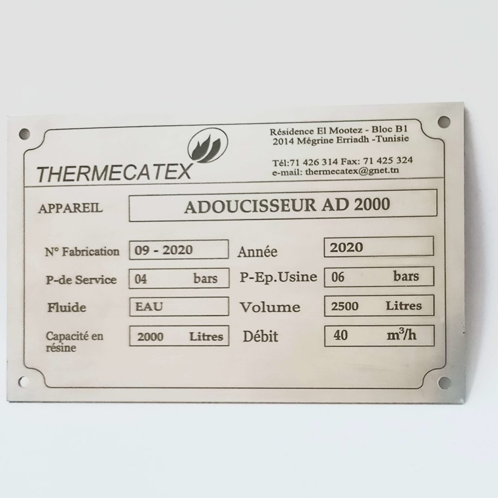 plaque constructeur gravée
